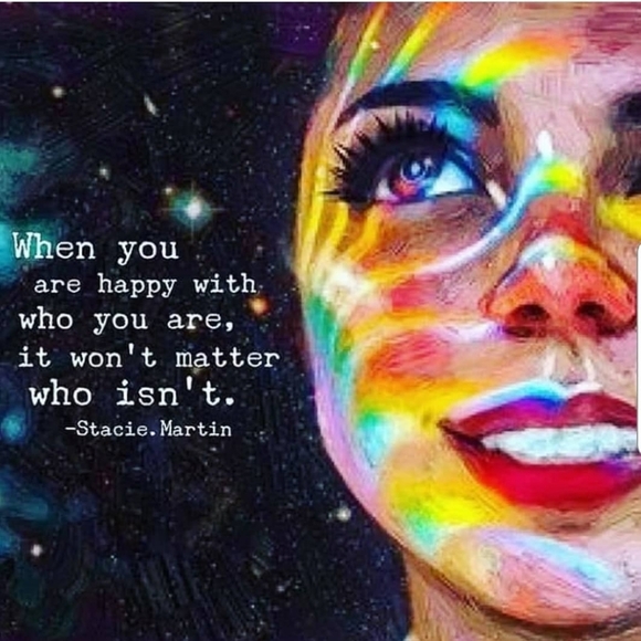 Meet your Posher, Stacey - Picture 3 of 4